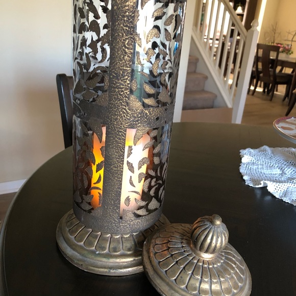 Gold vase candle holder - Picture 7 of 10